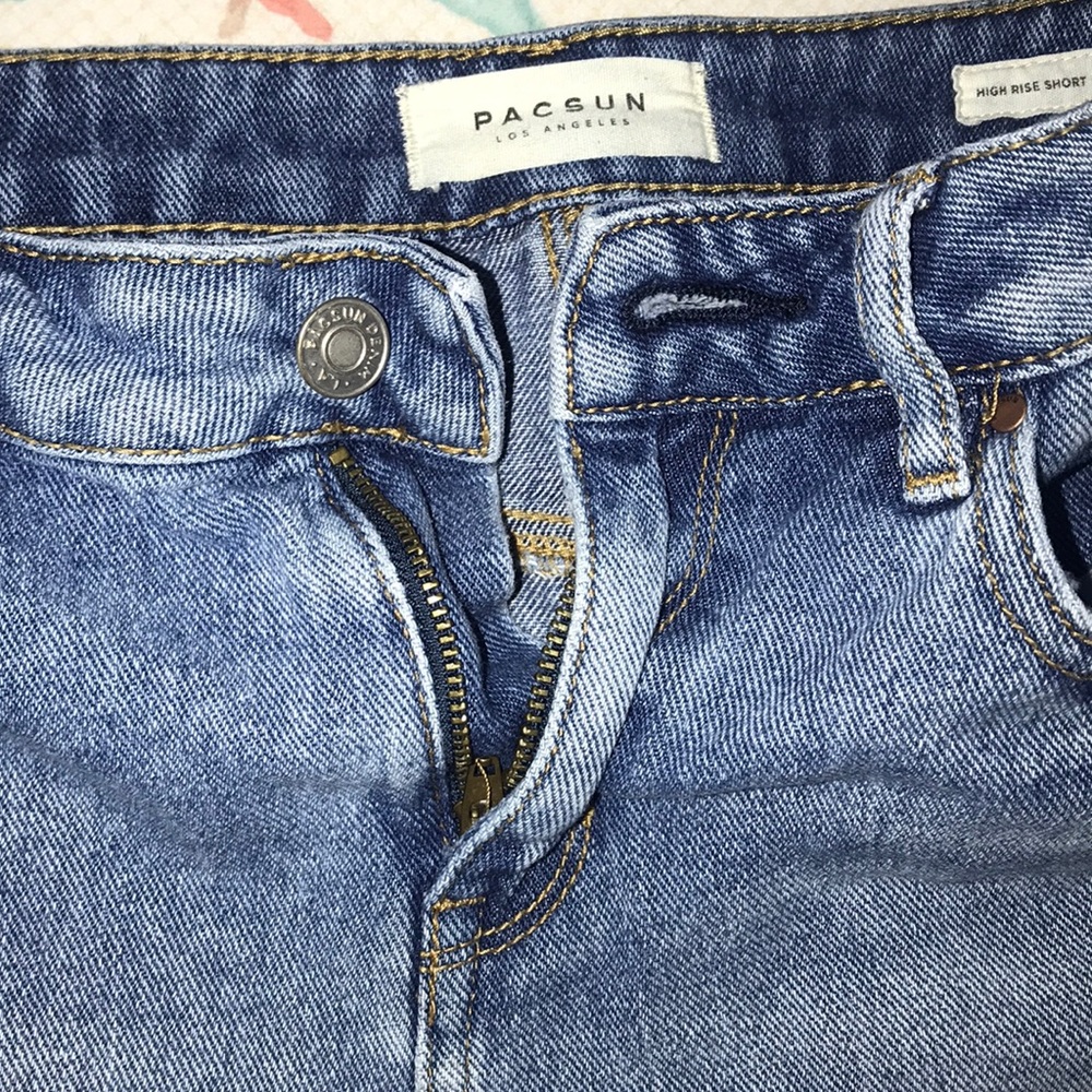 Pac Sun High Rise Blue Jean Shorts Size 25 - Picture 3 of 6